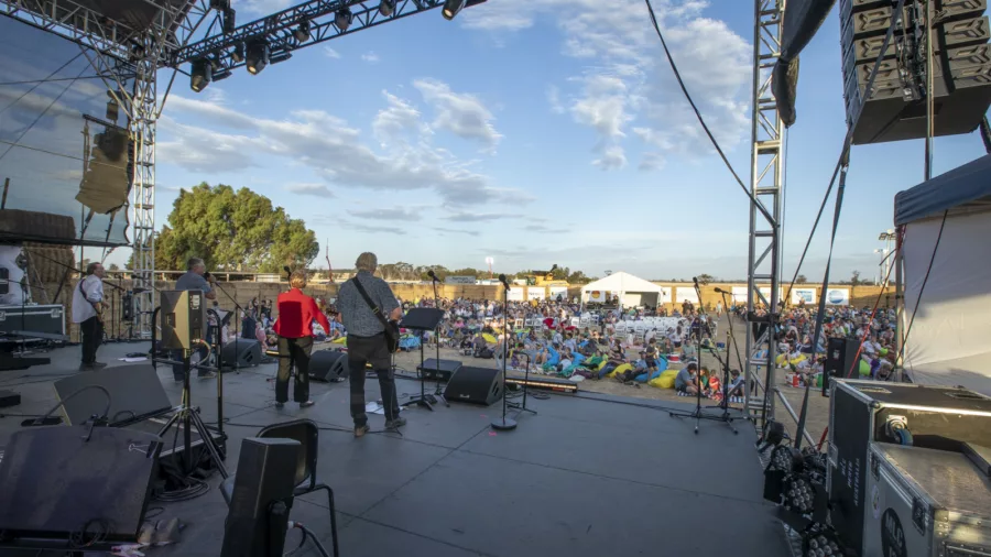 Narrogin Haybales_2023_21 A0936